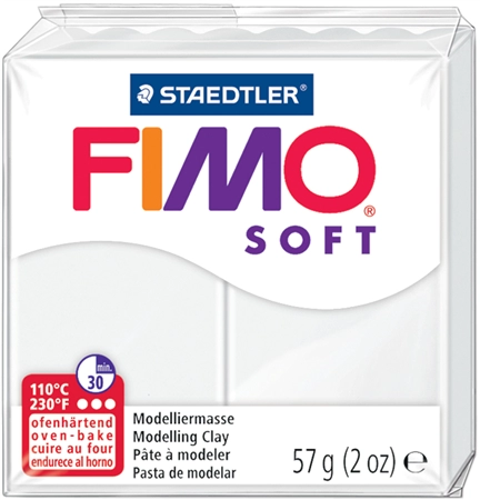 Een fimo soft boetseerklei uithardend in oven appelgroen 57gr koop je bij NiceSupplies.nl