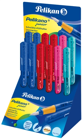 Een pelikan rollerpen pelikano junior p67d in display koop je bij NiceSupplies.nl