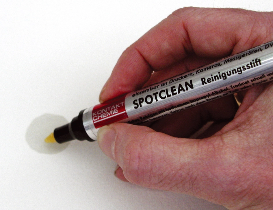 Een contact chemie spotclean reinigerstift inhoud 12 ml koop je bij NiceSupplies.nl