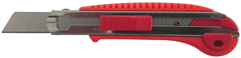 Een nt cutter l-700rp kunststof-behuizing 18 mm klinge rood koop je bij NiceSupplies.nl